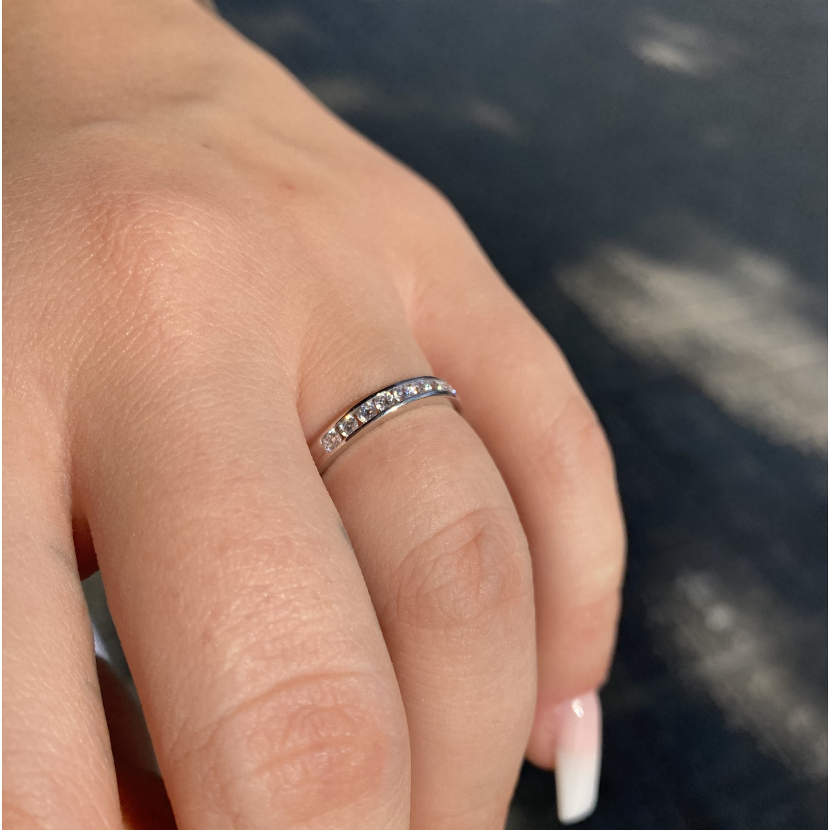 Anillo oro blanco 18kt y circonitas