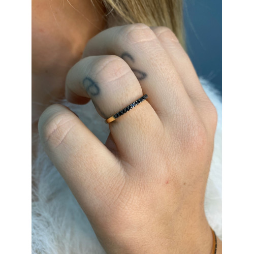 Anillo de Oro 18kt y Diamante Negro