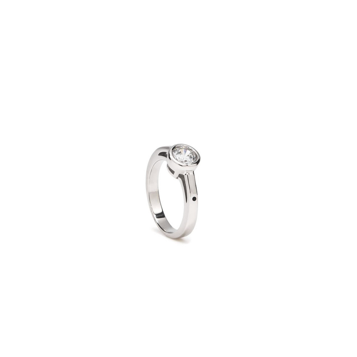 Anillo solitario diseño de círculo con contorno grueso