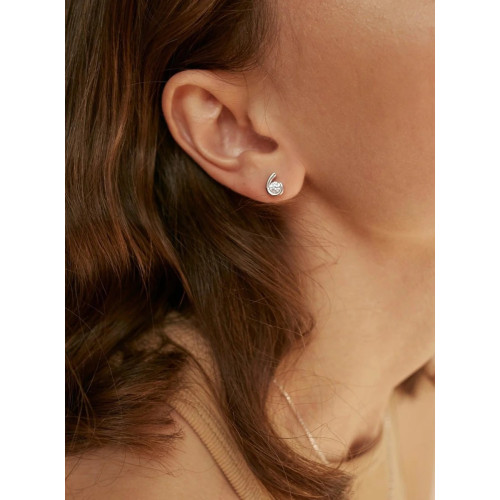 Pendientes botón diseño de lágrima con circonita