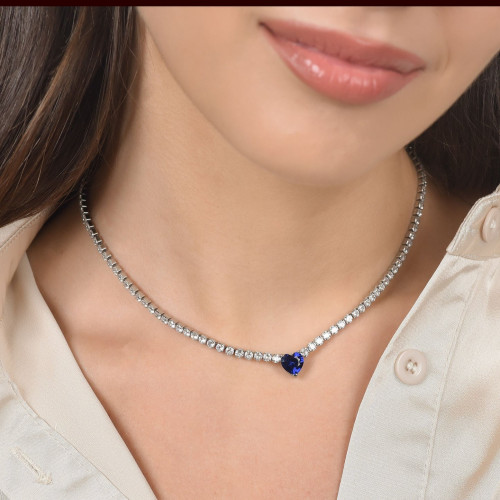 COLLAR DE ACERO TIPO RIVIERE CON CORAZÓN AZUL