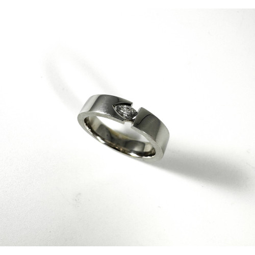 Anillo Oro Blanco 18kt Diamante Oval
