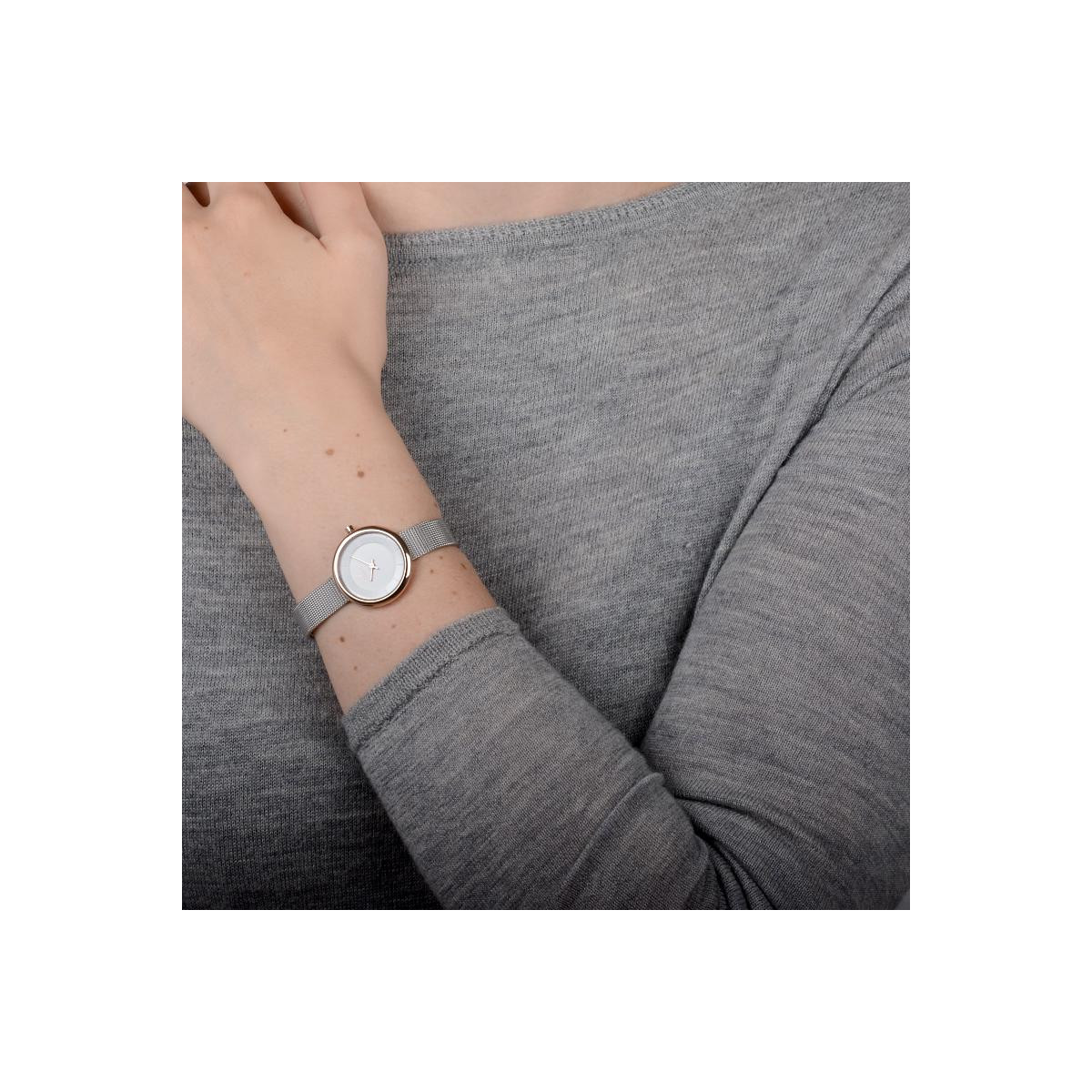 OBAKU STILLE - ROSE BI