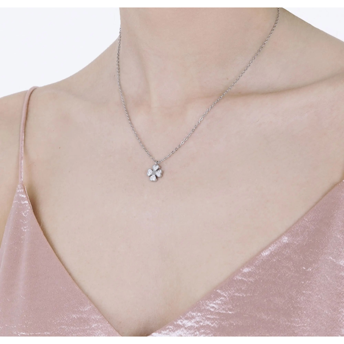 COLLAR ACERO TRÉBOL