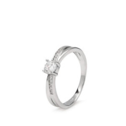 Anillo solitario diseño diagonal motivo de cuarzo adamantino