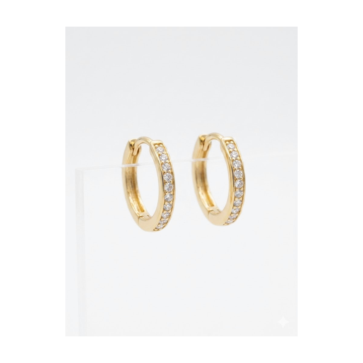 Pendientes Criolla en oro amarillo de 18kt y circonitas