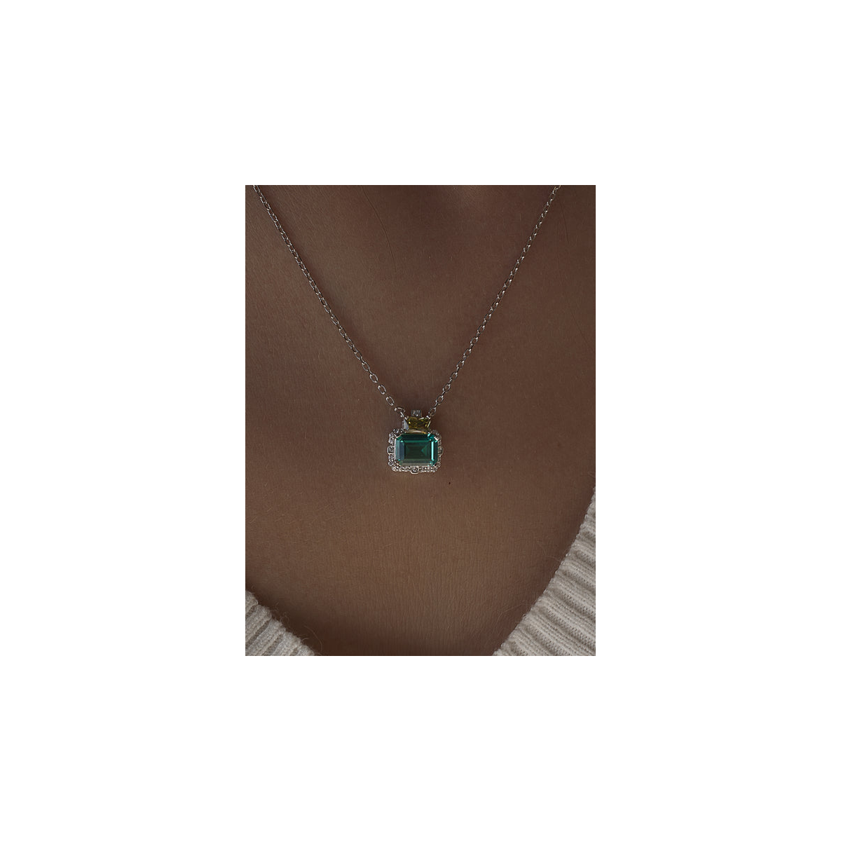 Collar AURORA ESMERALDA