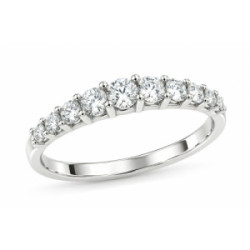 Anillo de Oro Blanco de 18kt con 11 Circonitas en Degradado y Garras Elevadas