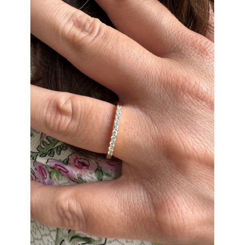 Media Alianza de Oro Amarillo de 18kt con 10 Diamantes Naturales